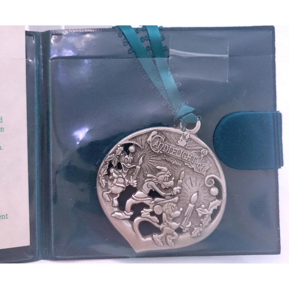 VINTAGE DISNEYLAND Candlelight '96‎ Ornament Pewter Mickey Mouse MADE IN USA